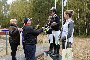 Впервые состоялись соревнования по конной выездке на Кубок конно-спортивного клуба «Дуэт» при поддержке АПЗ
